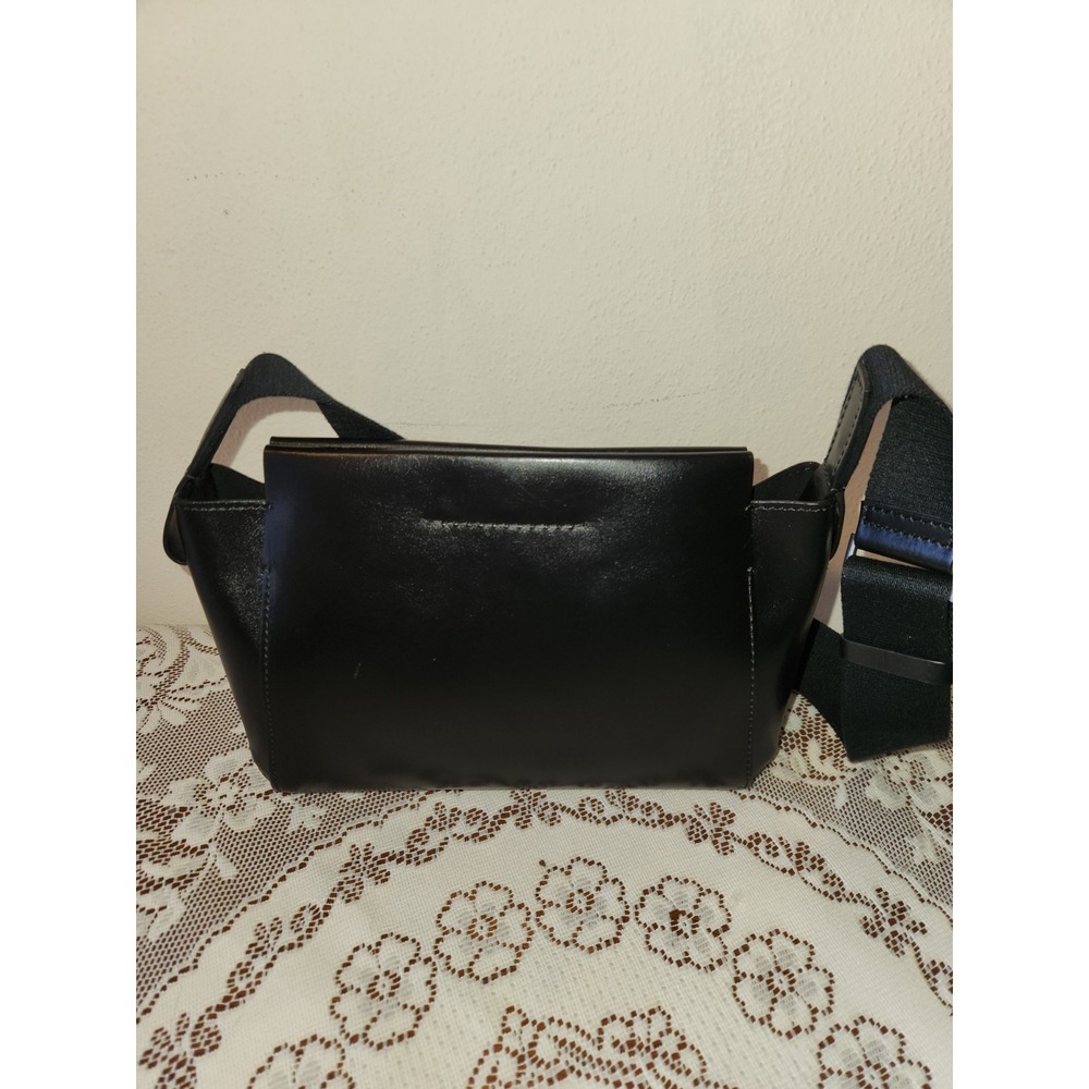 Everlane Form Mini Black Italian Leather Small Crossbody Bag